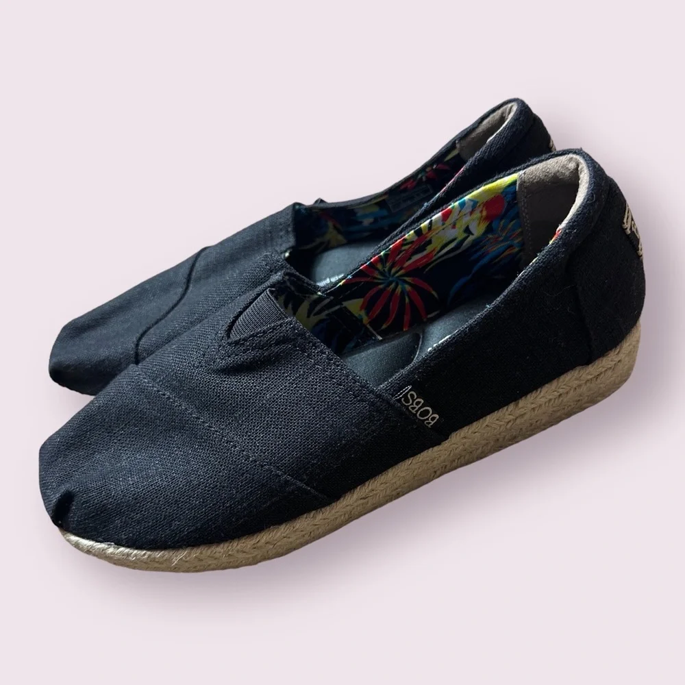 Bobs By Skechers Black Espadrille Women's Slip On Wedge Shoes Sz 8.5 Memory Foam